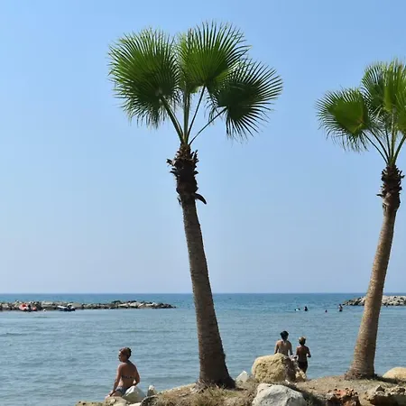 Lovely Apartman In Close To The Beach דירה *